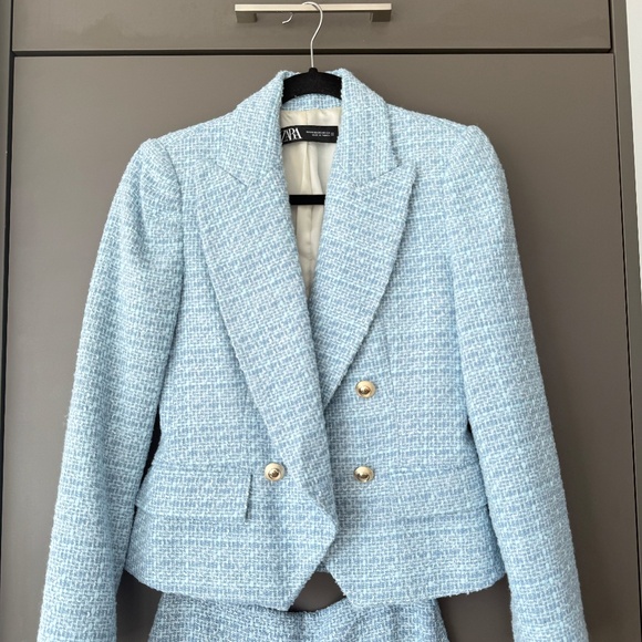 Light Blue Tweed Blazer & Skort Matching Set Size XS - Picture 3 of 16